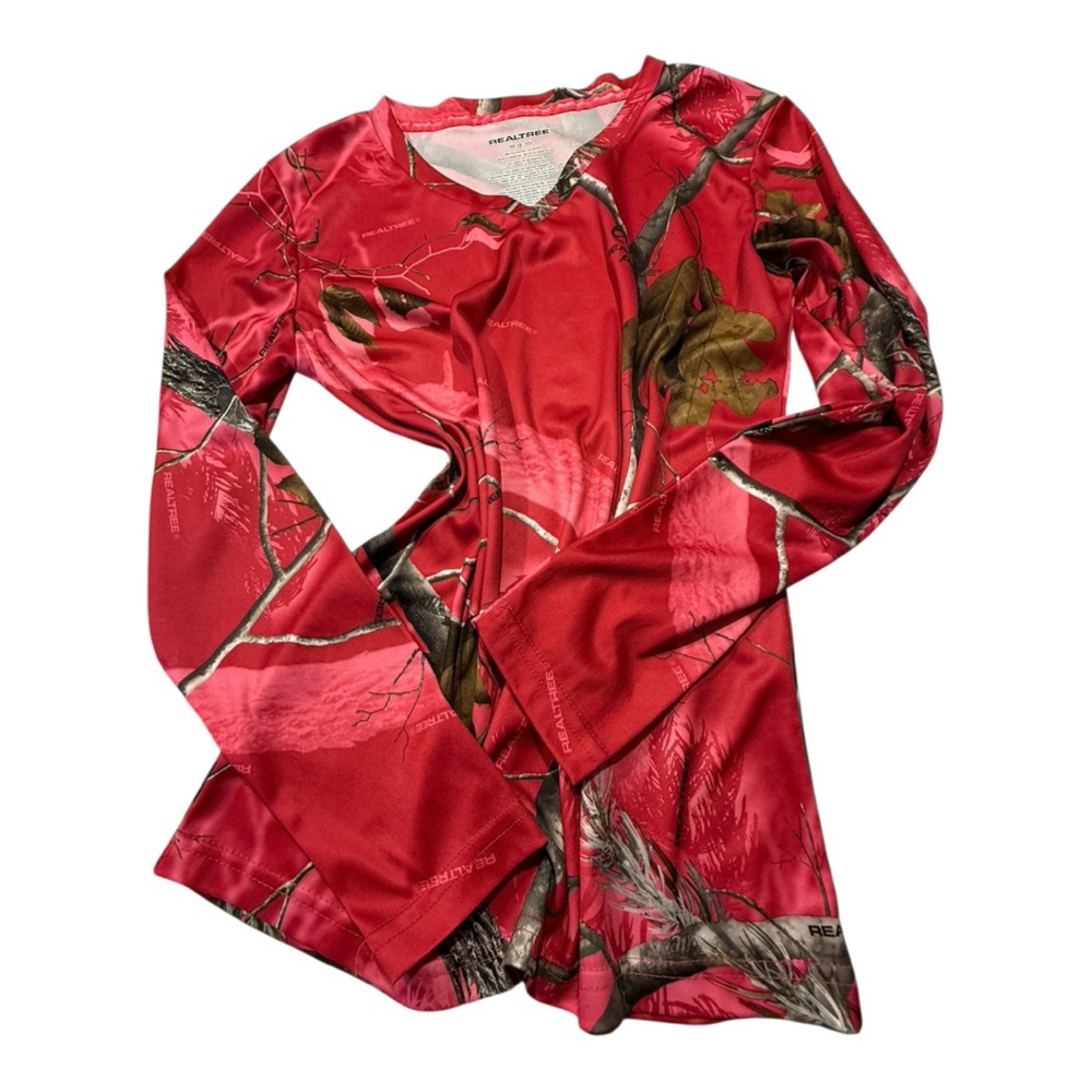Realtree Vivid Red Camo Long Sleeve Top